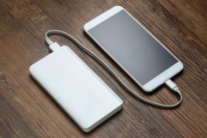 6 Powerbank Tipis yang Cocok Dibawa Traveling, Ada Samsung