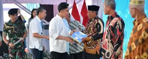 Wapres Gibran Tinjau Stan-Stand Rembuk Tani saat Kunjungi Semarang