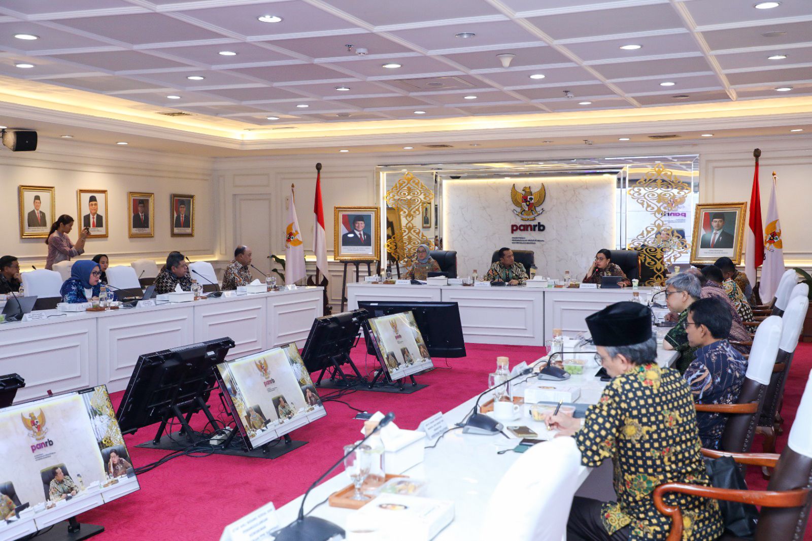 Pemerintah Bersiap Terapkan Makan Bergizi Gratis Mulai Januari 2025