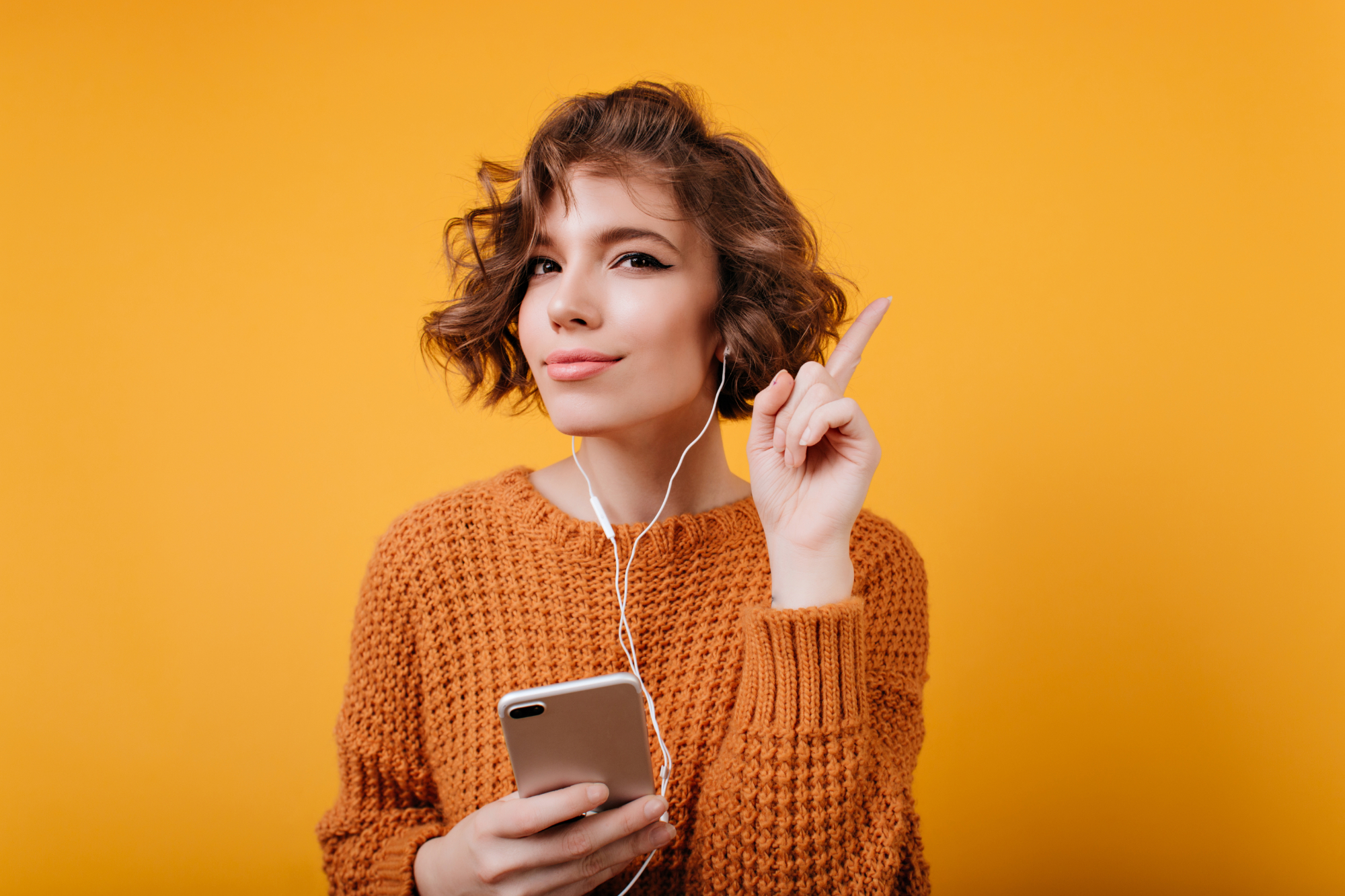 7 Earphone Bass Terbaik, Nikmatik Musik dengan Kualitas Jaminan