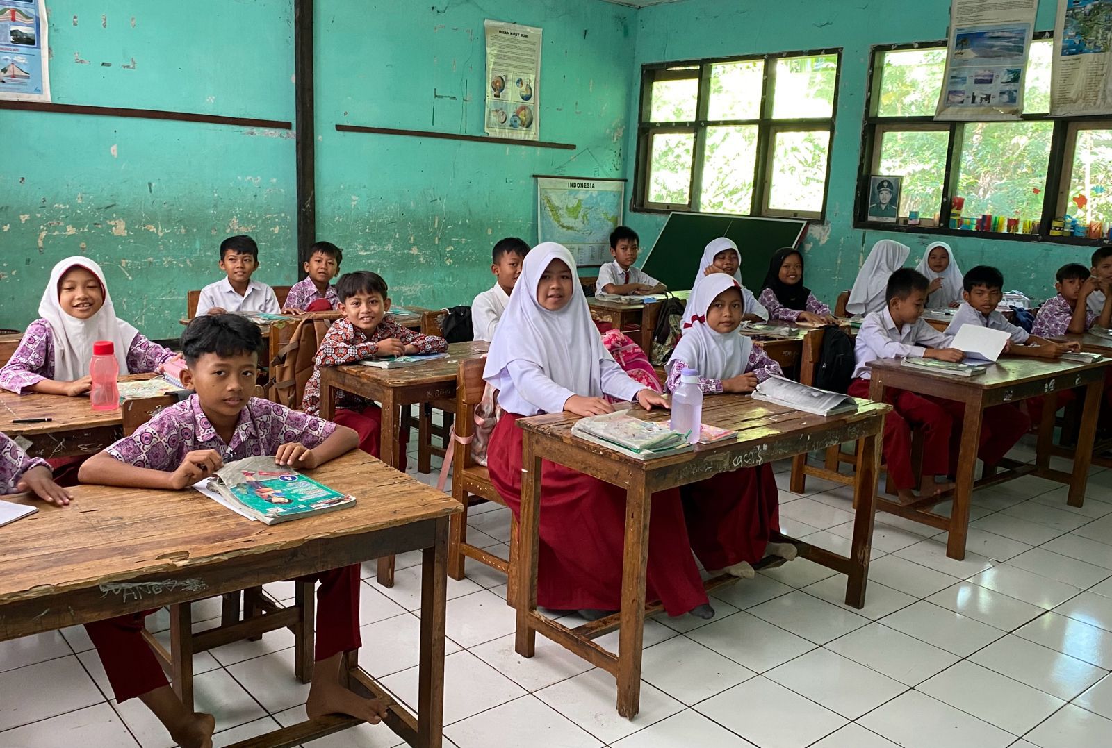 Tegas! BGN Pastikan Program Makan Bergizi Gratis Tak Pungut Biaya Tambahan