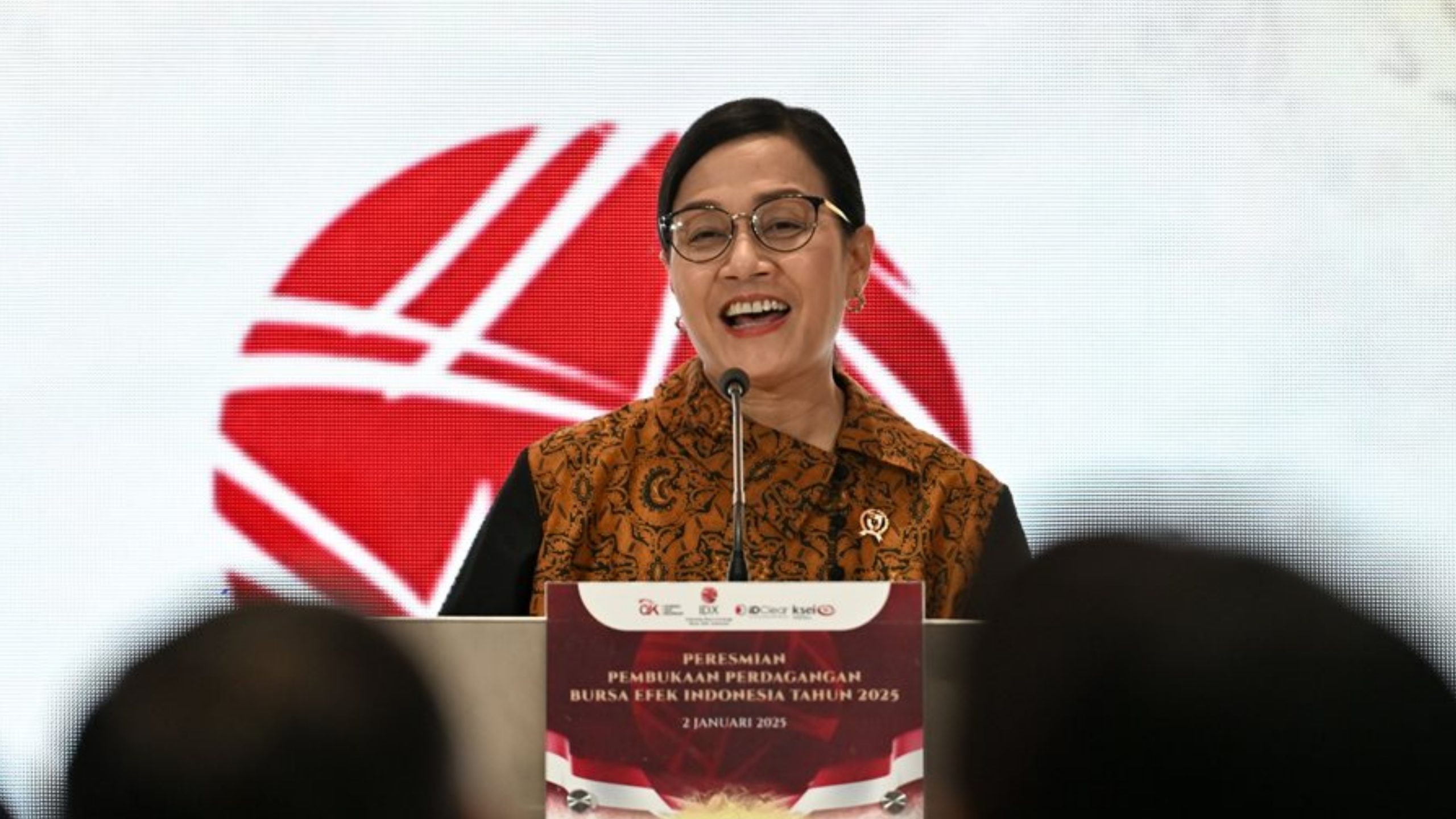 Sri Mulyani Paparkan Capaian APBN 2024 di Pembukaan BEI 2025
